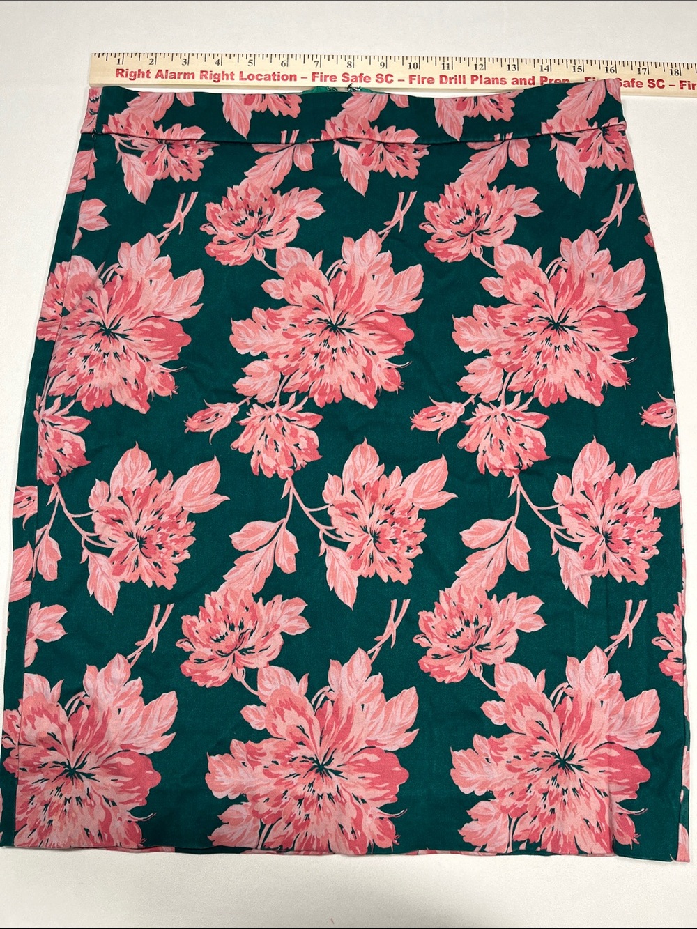 J.Crew Mercantile Floral Pencil Skirt Size 6 Pink Green Back Zip